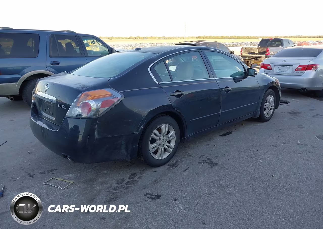 2011 Nissan Altima 2.5 S VIN:1N4AL2AP2BN439201 - 4