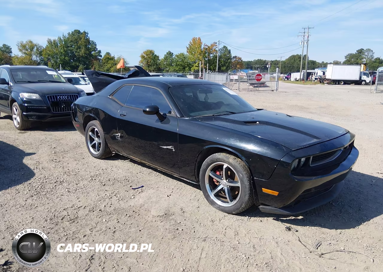 2012 Dodge Challenger Sxt