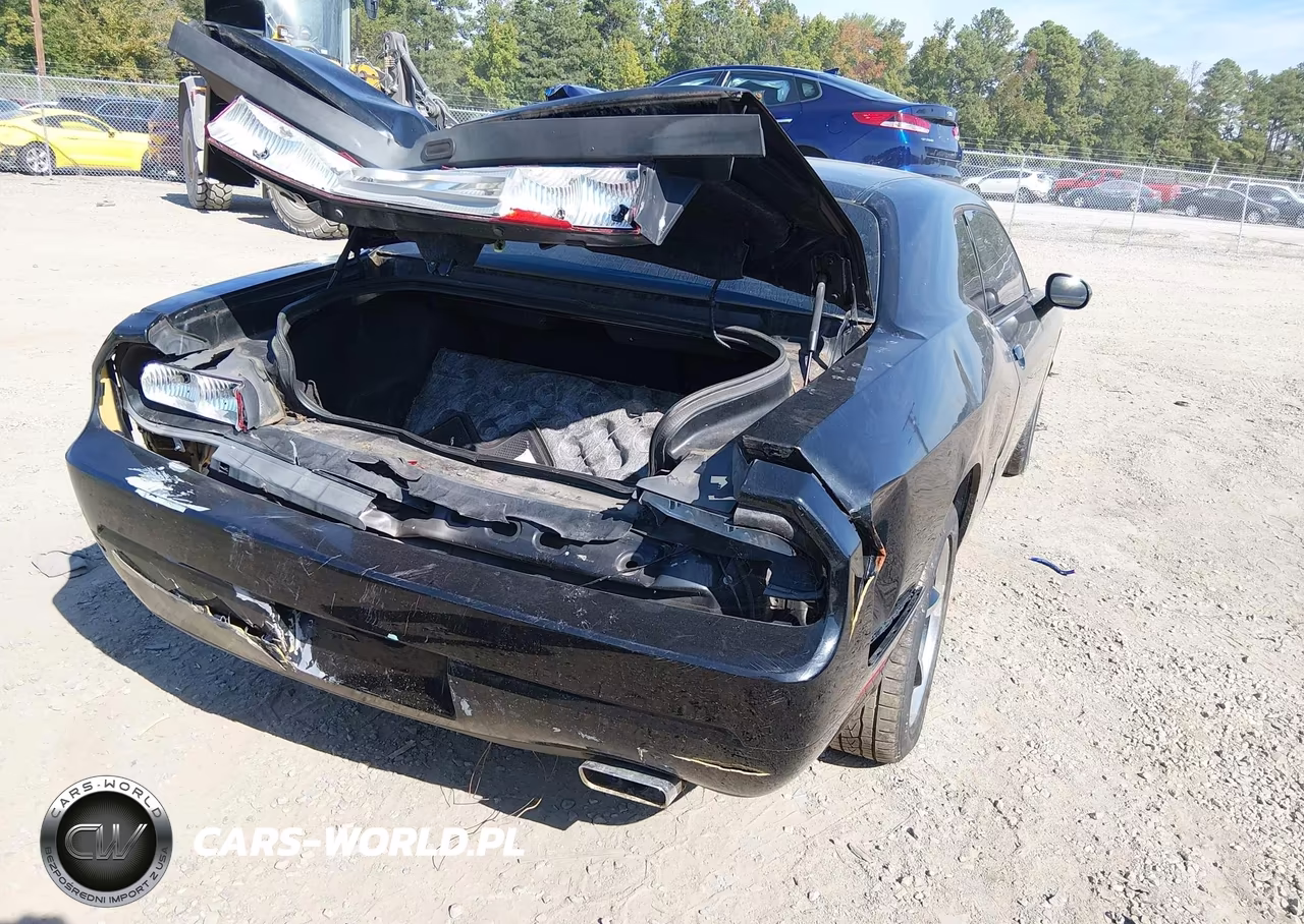 2012 Dodge Challenger Sxt VIN:2C3CDYAG3CH181076 - 4