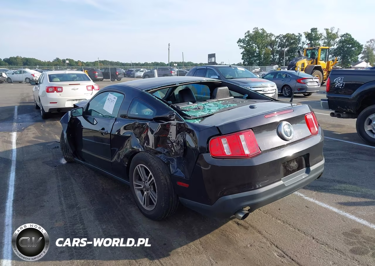 2012 Ford Mustang V6 Premium VIN:1ZVBP8AM4C5229323 - 3