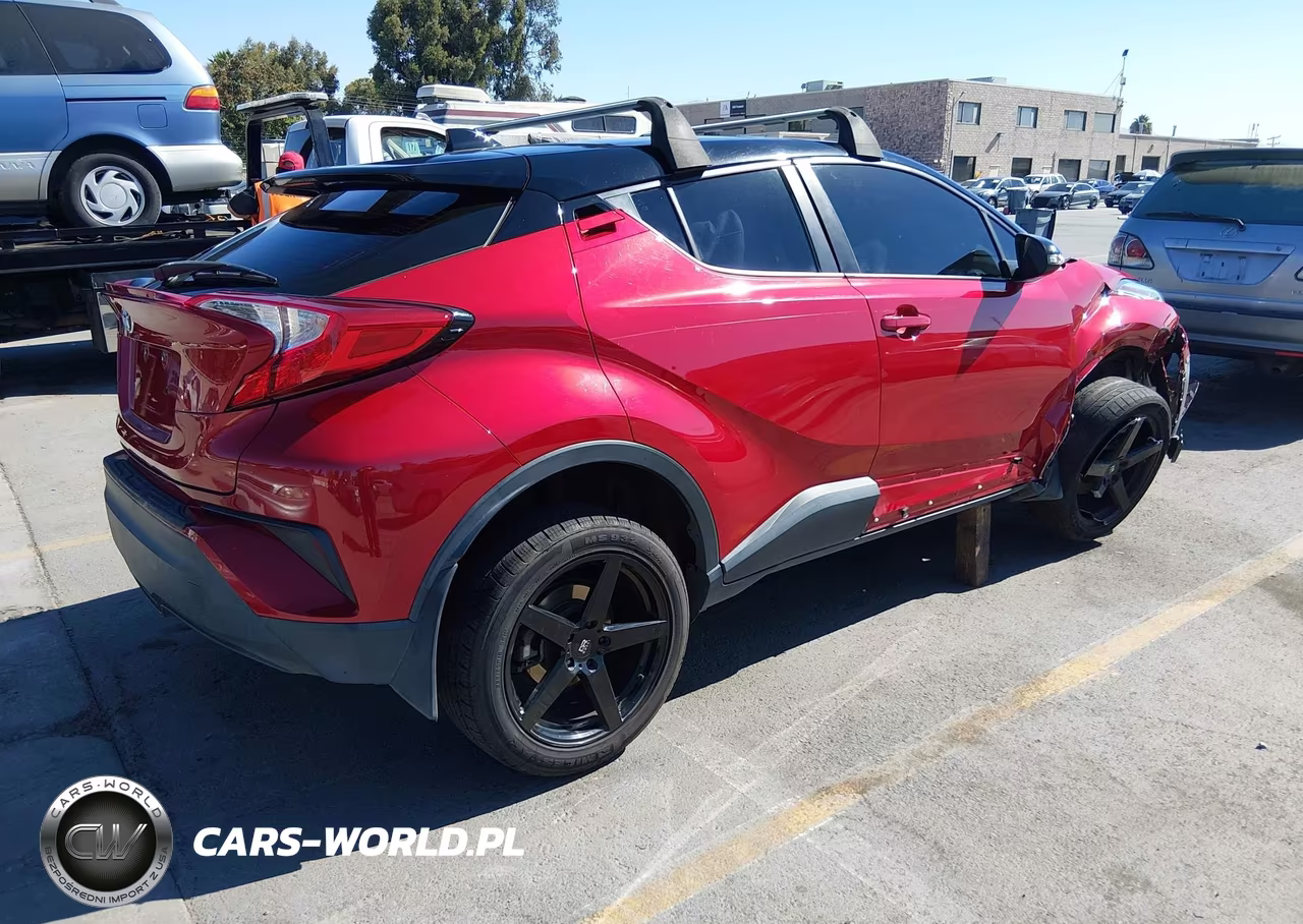 2020 Toyota C-Hr Xle VIN:JTNKHMBX5L1082725 - 4