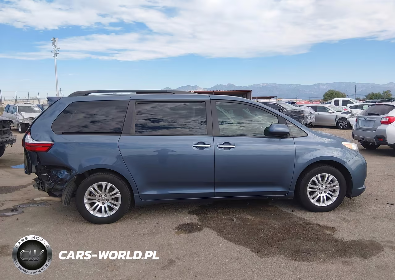 2015 Toyota Sienna Xle 8 Passenger VIN:5TDYK3DC1FS654143 - 14