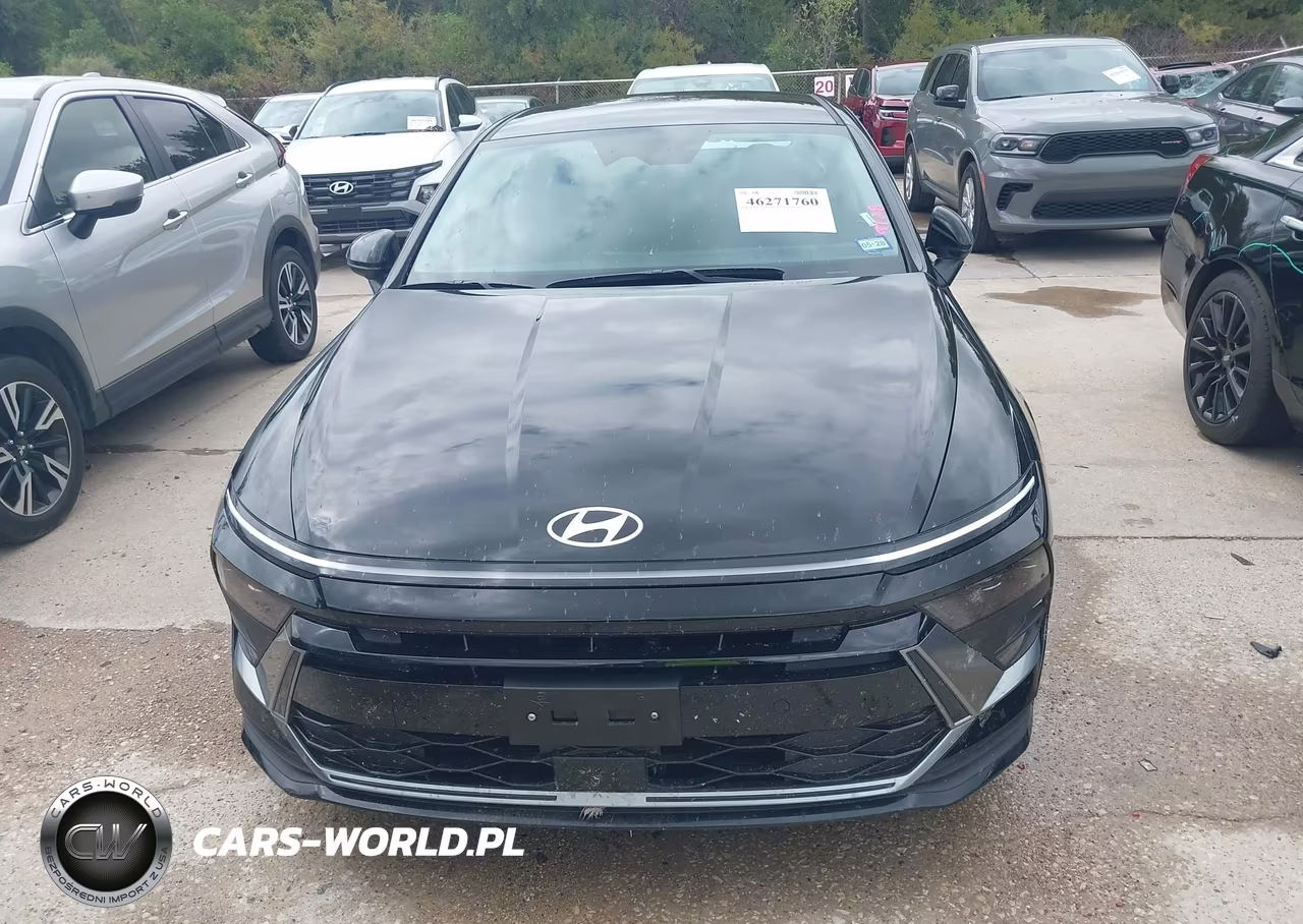 2026 Hyundai Sonata Hybrid Blue VIN:KMHL24JJXTA172973 - 12