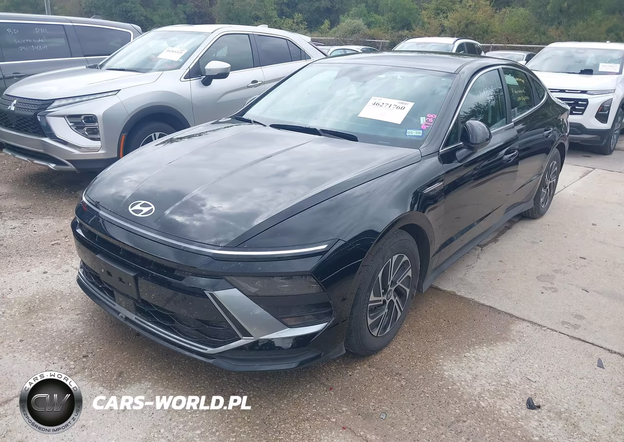 2026 Hyundai Sonata Hybrid Blue VIN:KMHL24JJXTA172973 - 2