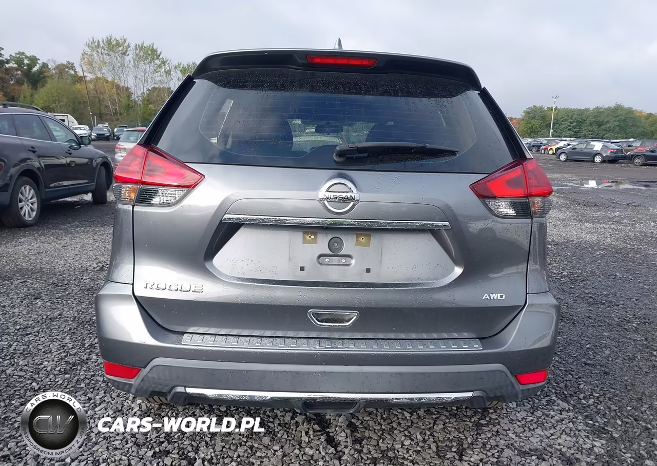 2018 Nissan Rogue S VIN:KNMAT2MV6JP572602 - 16
