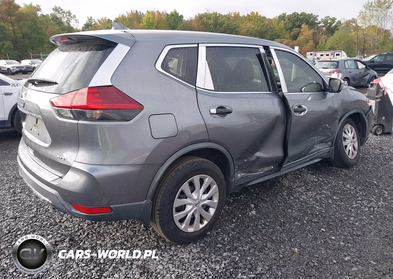 2018 Nissan Rogue S VIN:KNMAT2MV6JP572602 - 4