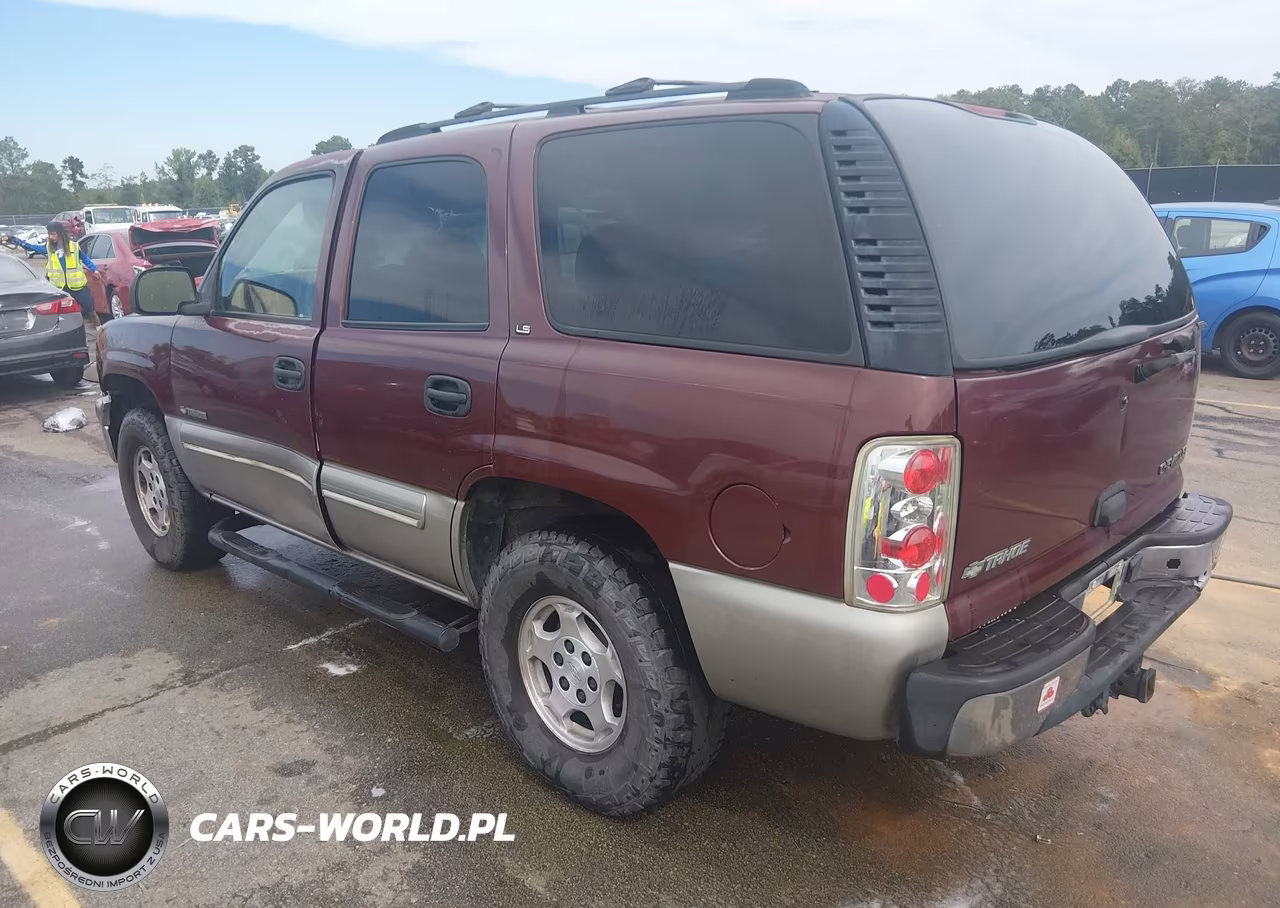 2000 Chevrolet New Tahoe Ls VIN:1GNEK13T0YJ109521 - 3