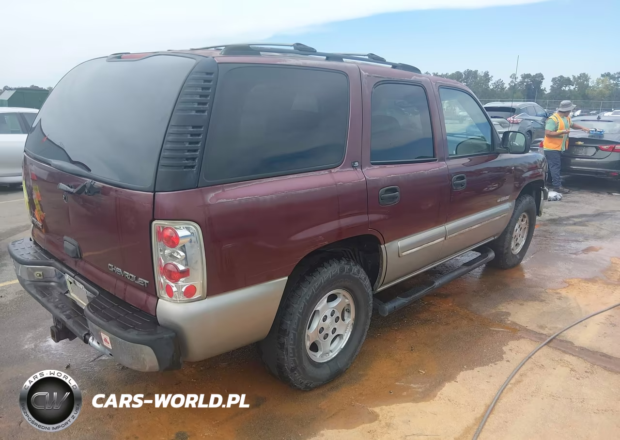 2000 Chevrolet New Tahoe Ls VIN:1GNEK13T0YJ109521 - 4