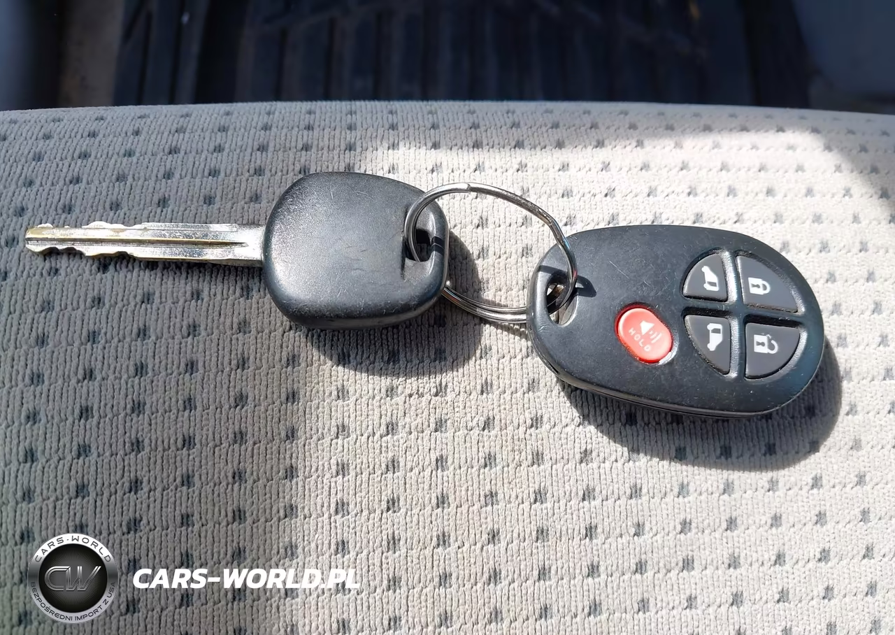 2009 Toyota Sienna Le VIN:5TDZK23C99S249863 - 11
