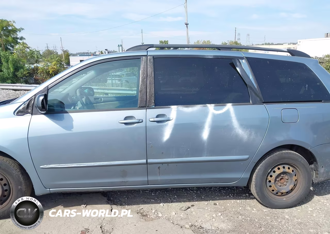 2009 Toyota Sienna Le VIN:5TDZK23C99S249863 - 12