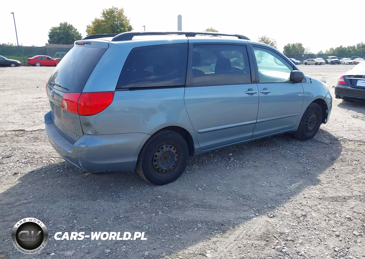 2009 Toyota Sienna Le VIN:5TDZK23C99S249863 - 4