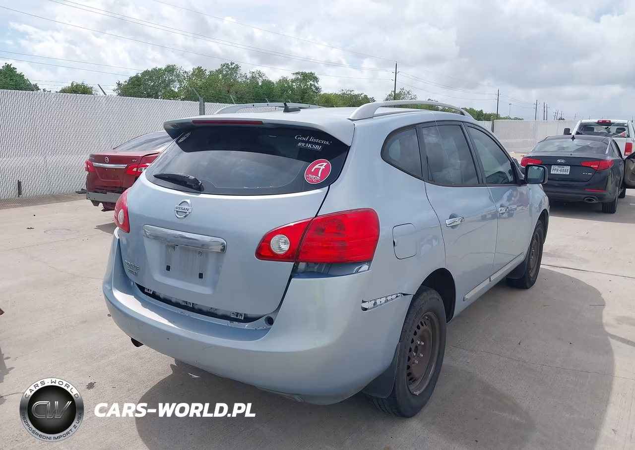 2015 Nissan Rogue Select S VIN:JN8AS5MT3FW157547 - 4