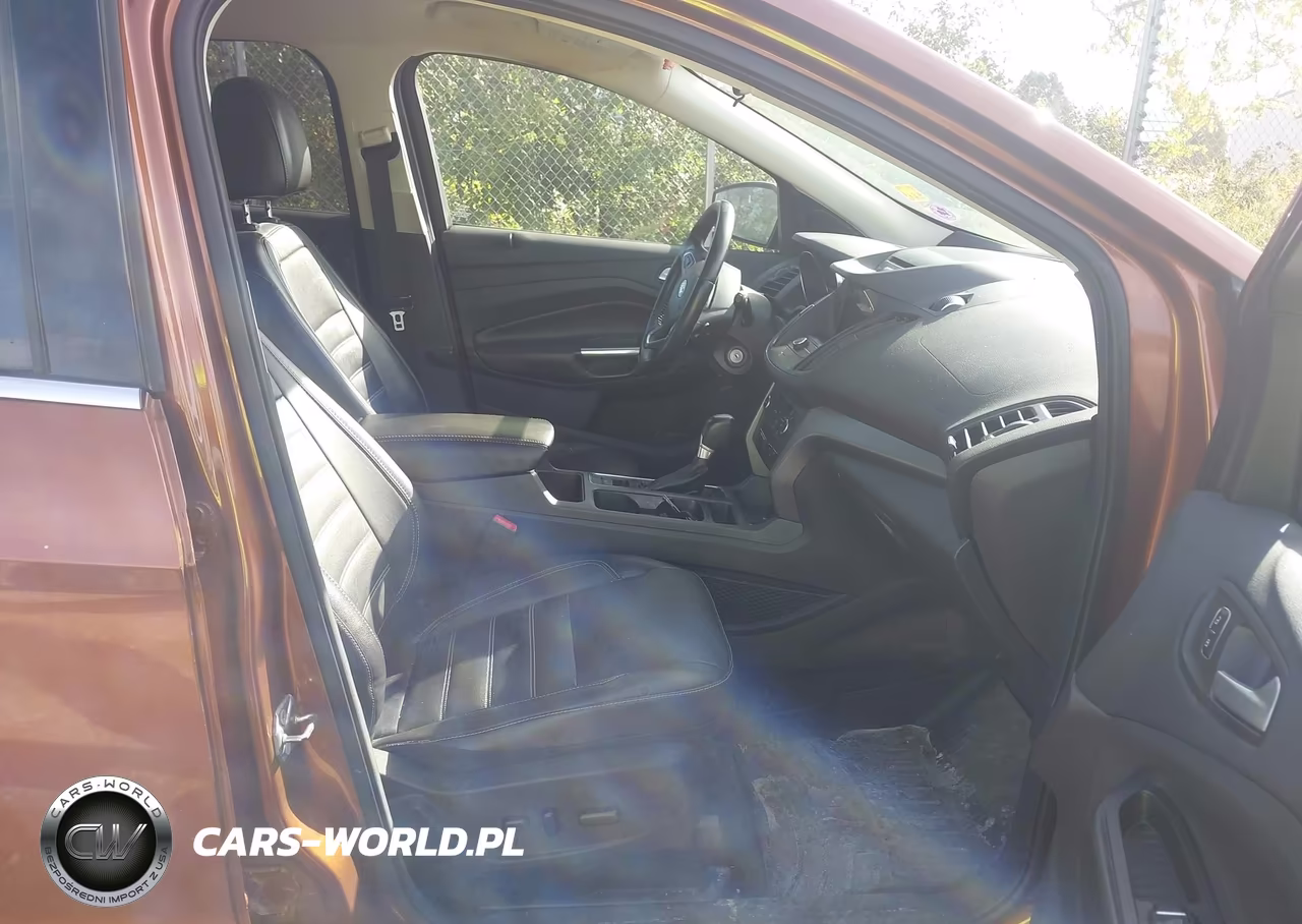 2017 Ford Escape Se VIN:1FMCU0GD1HUA54479 - 5