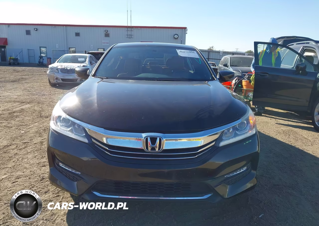 2017 Honda Accord Sport VIN:1HGCR2F57HA172261 - 12