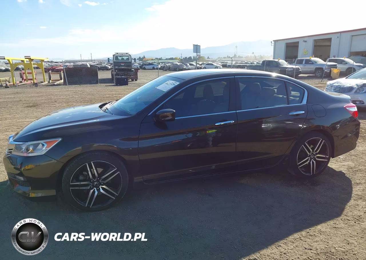 2017 Honda Accord Sport VIN:1HGCR2F57HA172261 - 14