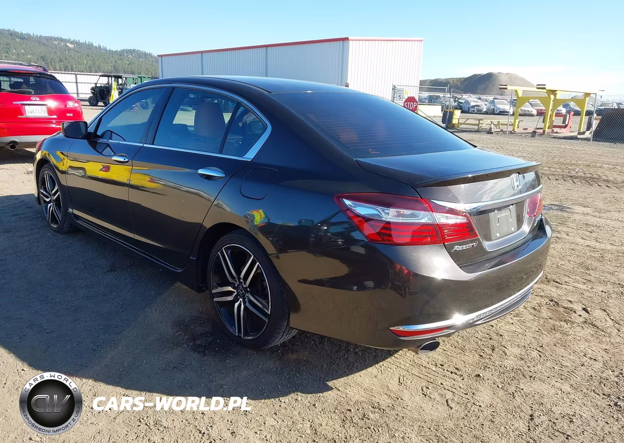 2017 Honda Accord Sport VIN:1HGCR2F57HA172261 - 3