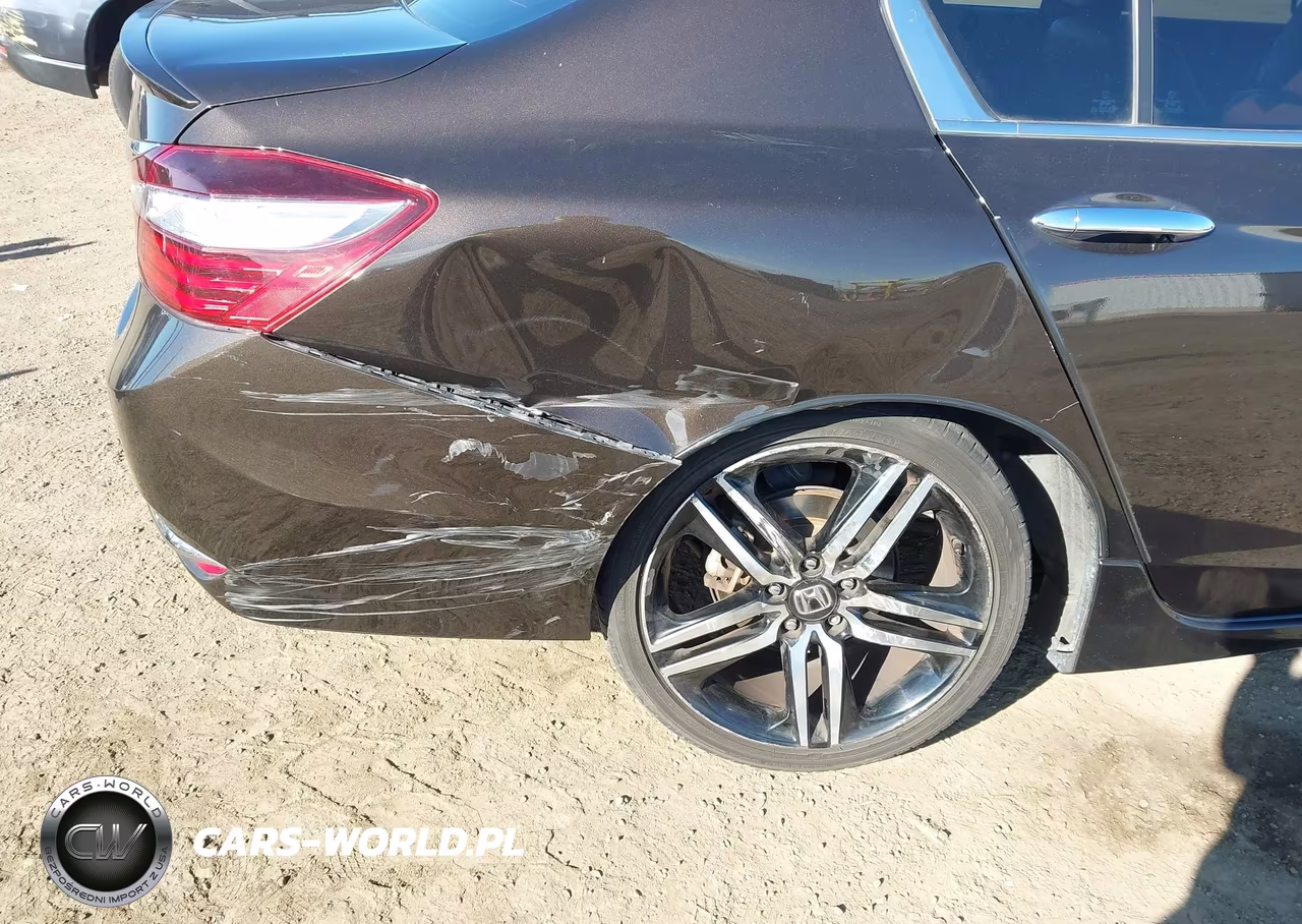 2017 Honda Accord Sport VIN:1HGCR2F57HA172261 - 6