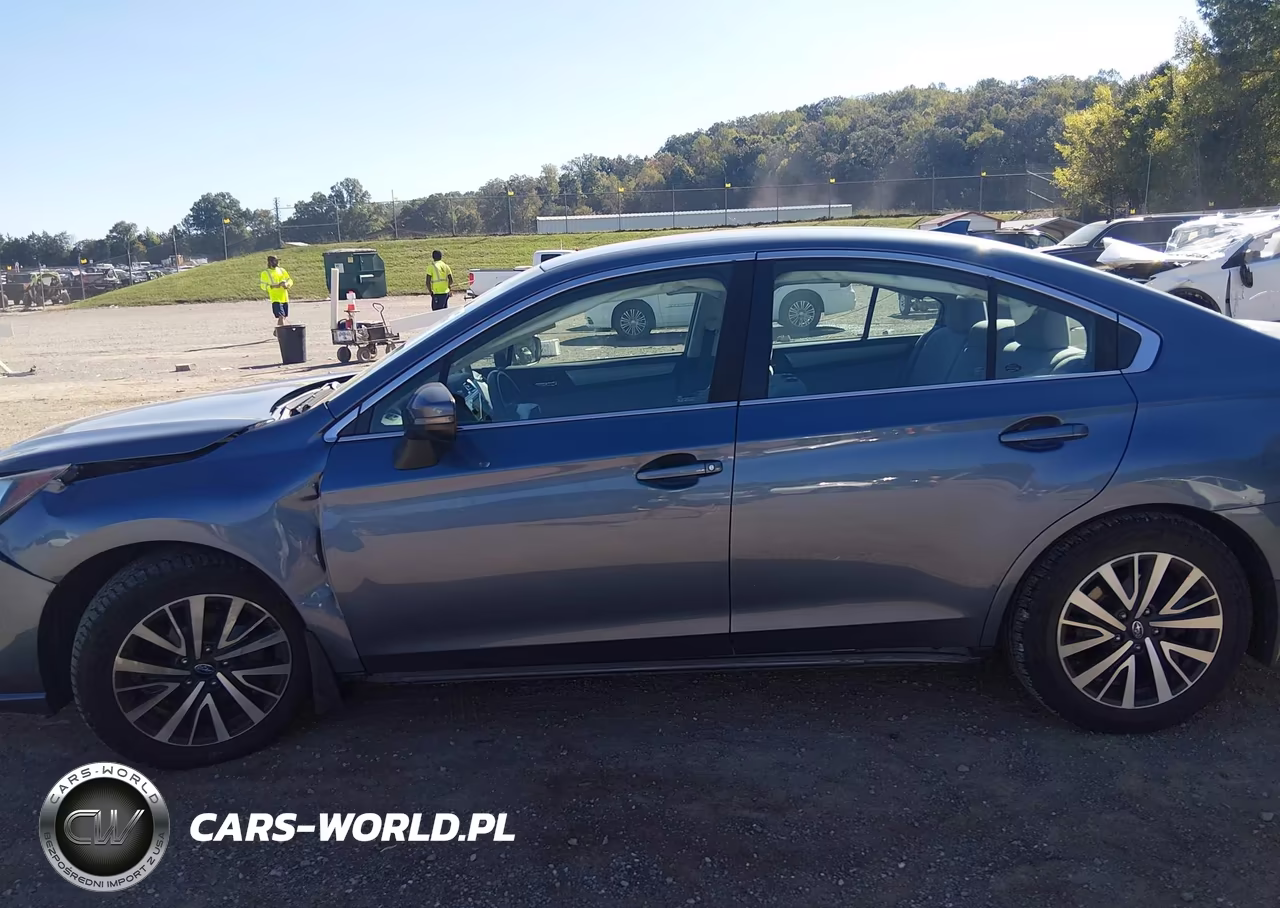 2018 Subaru Legacy 2.5I Premium VIN:4S3BNAF66J3022225 - 14