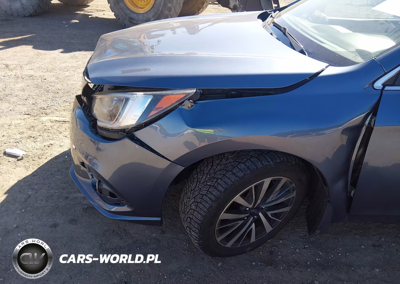 2018 Subaru Legacy 2.5I Premium VIN:4S3BNAF66J3022225 - 17