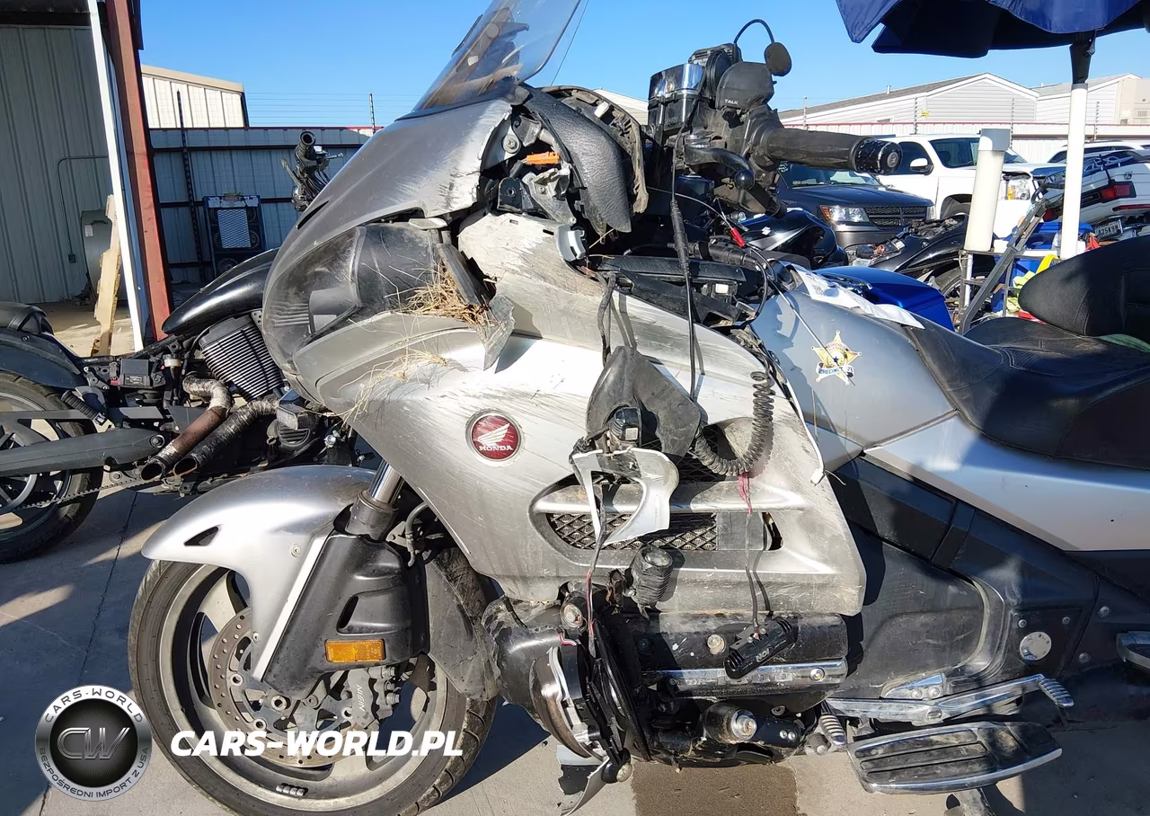 2016 Honda Gl1800 VIN:JH2SC68H4GK400078 - 12