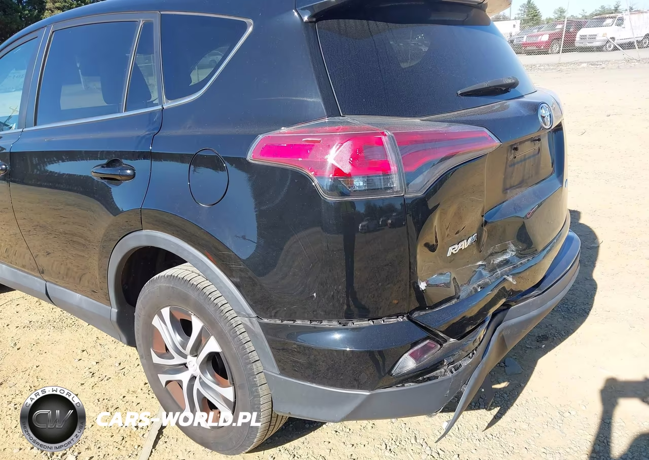 2018 Toyota Rav4 Le VIN:2T3ZFREV1JW451501 - 12