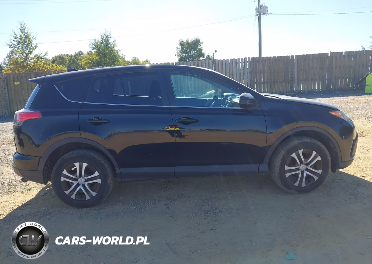 2018 Toyota Rav4 Le VIN:2T3ZFREV1JW451501 - 14
