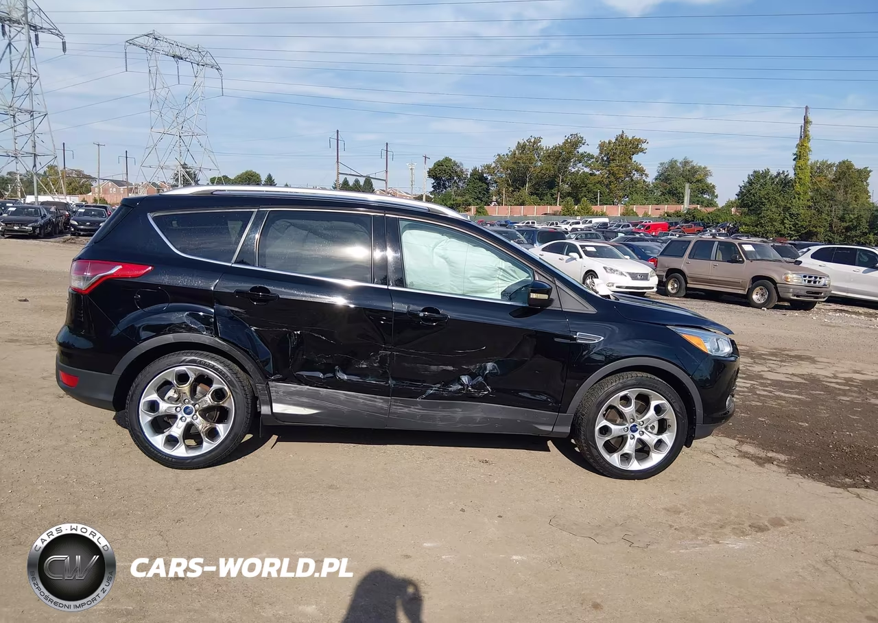 2016 Ford Escape Titanium VIN:1FMCU9J97GUA01924 - 13