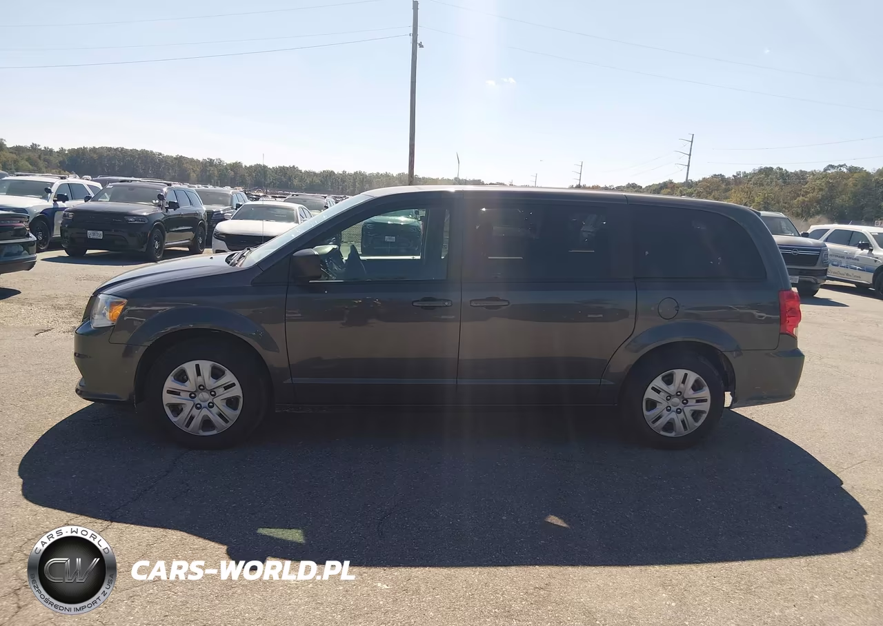 2018 Dodge Grand Caravan Se VIN:2C4RDGBG3JR255585 - 19