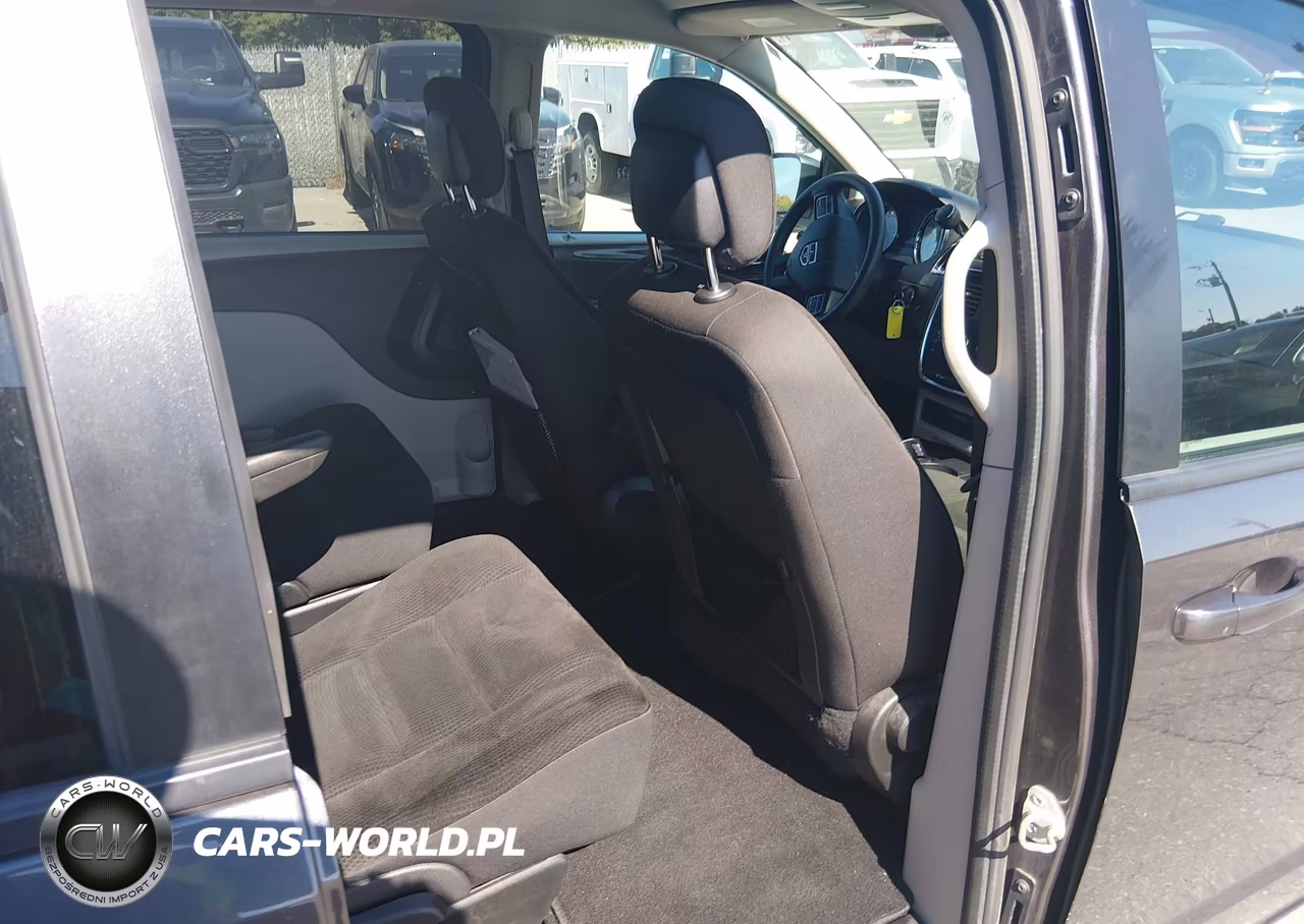 2018 Dodge Grand Caravan Se VIN:2C4RDGBG3JR255585 - 8