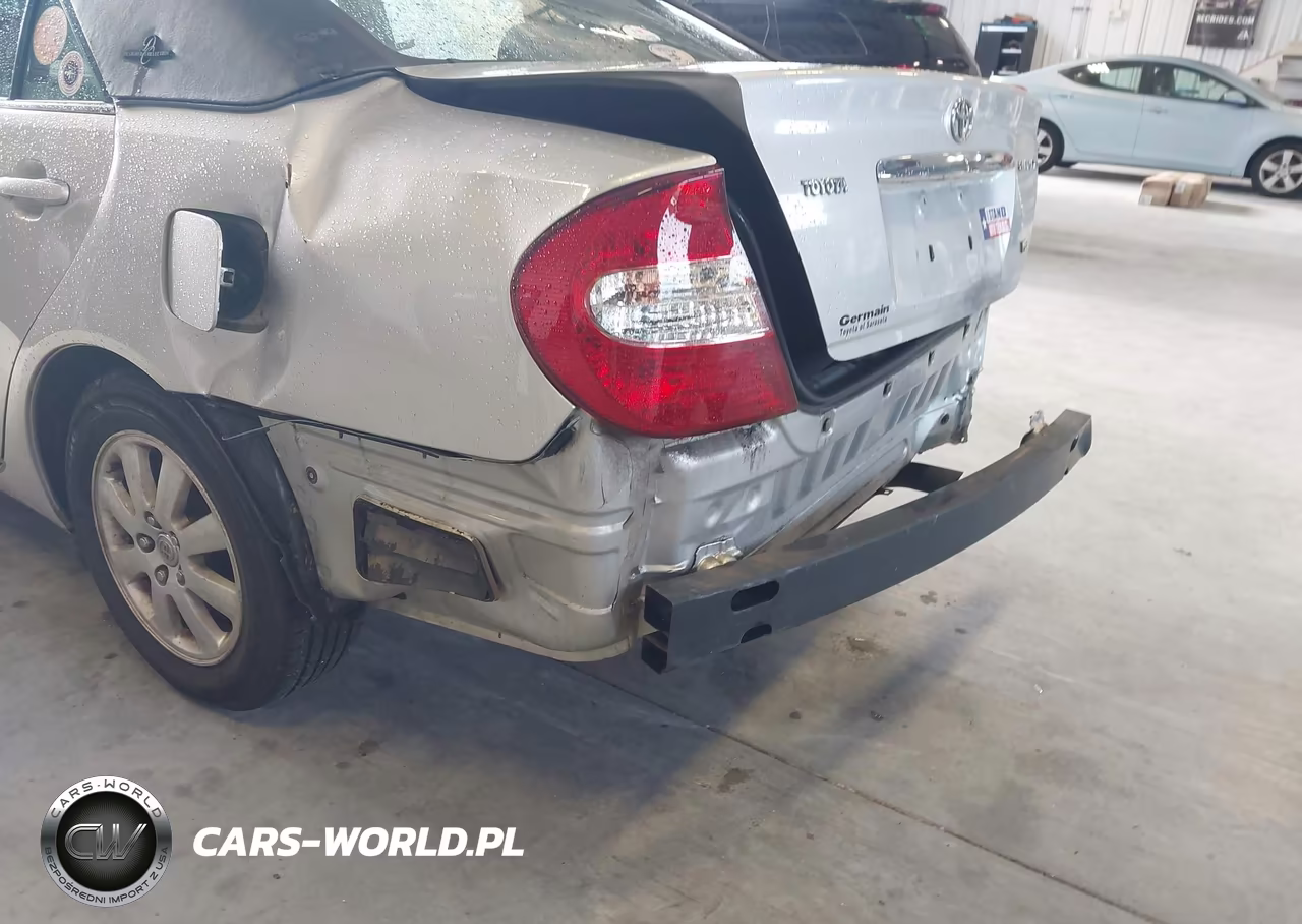 2003 Toyota Camry VIN:4T1BF30K13U561441 - 12