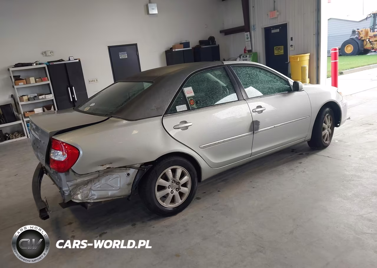 2003 Toyota Camry VIN:4T1BF30K13U561441 - 4