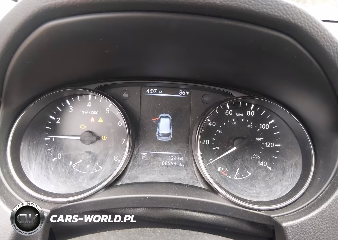 2017 Nissan Rogue S VIN:JN8AT2MV1HW266542 - 7