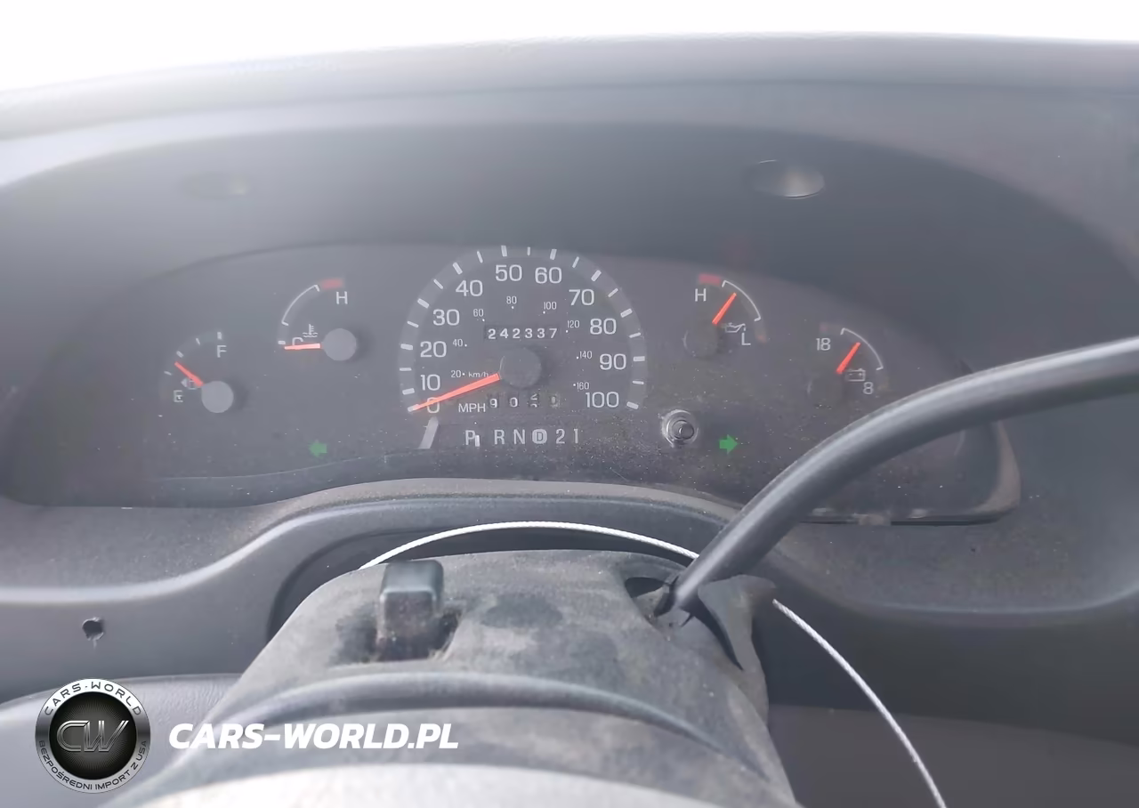 1998 Ford Econoline Commercial VIN:1FTPE2421WHA01398 - 7