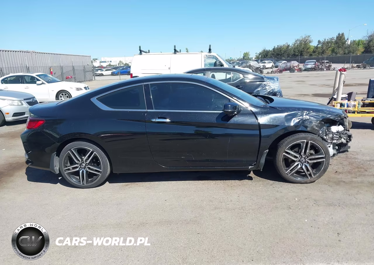 2017 Honda Accord Touring V6 VIN:1HGCT2B03HA001504 - 17
