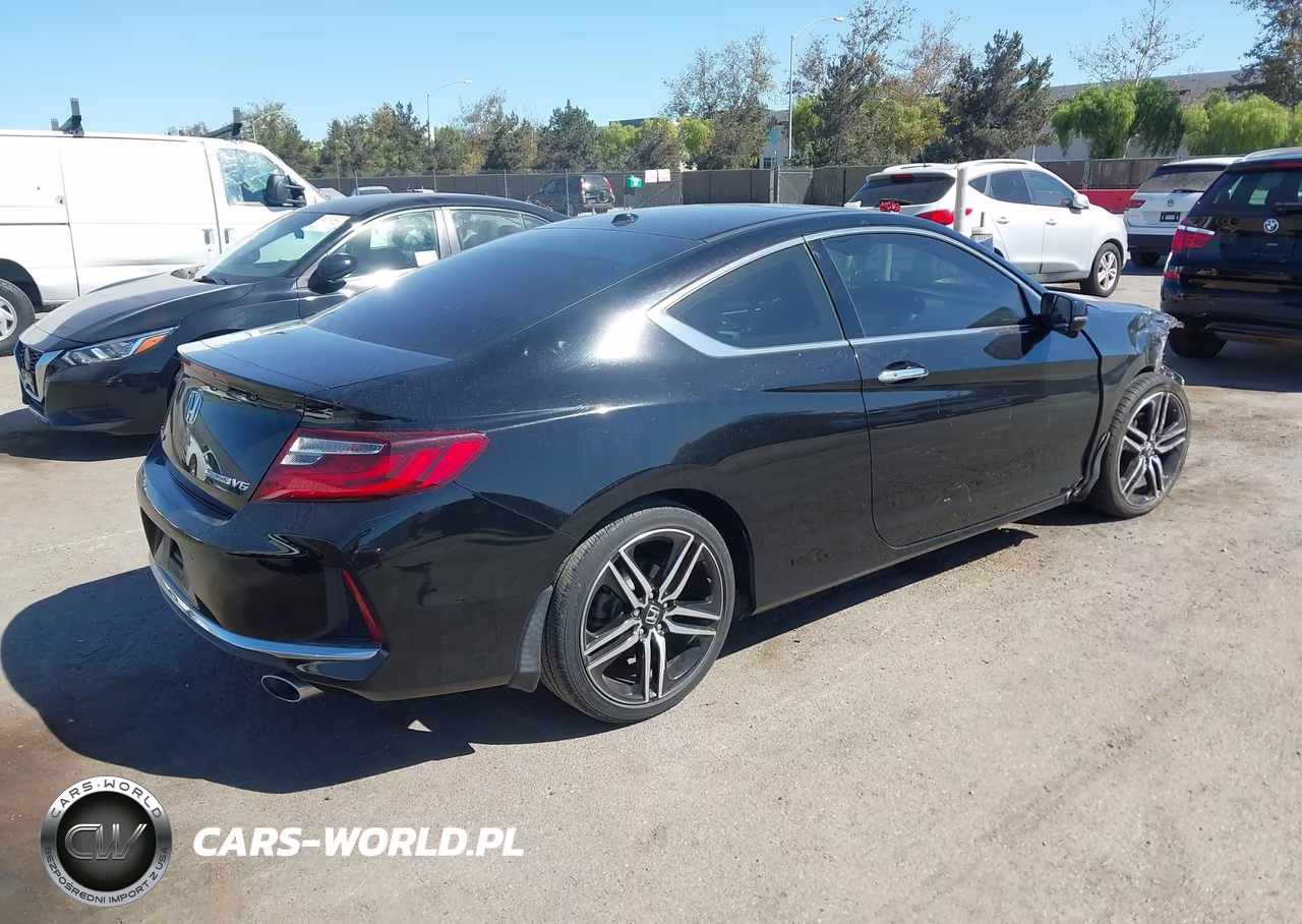 2017 Honda Accord Touring V6 VIN:1HGCT2B03HA001504 - 4