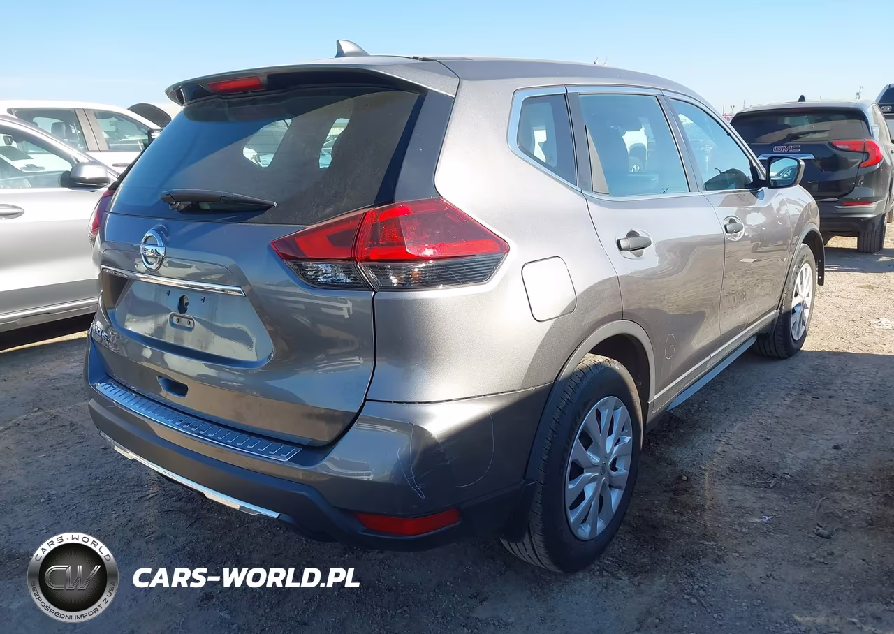 2019 Nissan Rogue S VIN:5N1AT2MT0KC832088 - 4