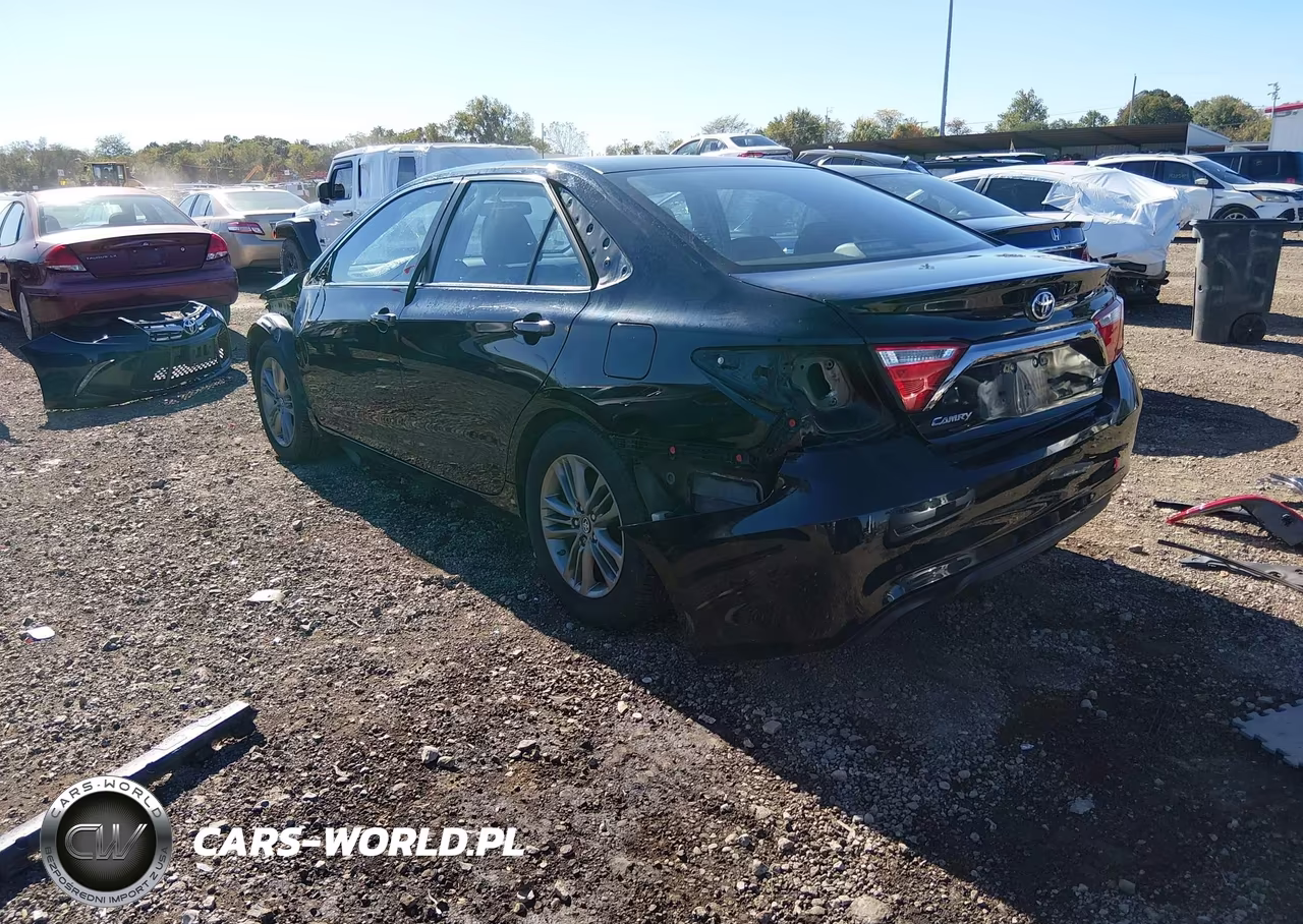 2017 Toyota Camry Se VIN:4T1BF1FKXHU299292 - 3