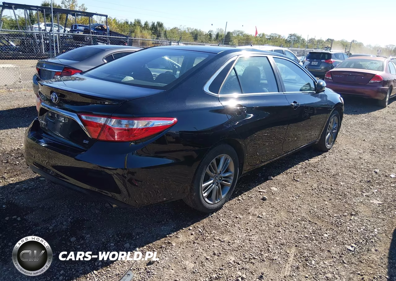2017 Toyota Camry Se VIN:4T1BF1FKXHU299292 - 4