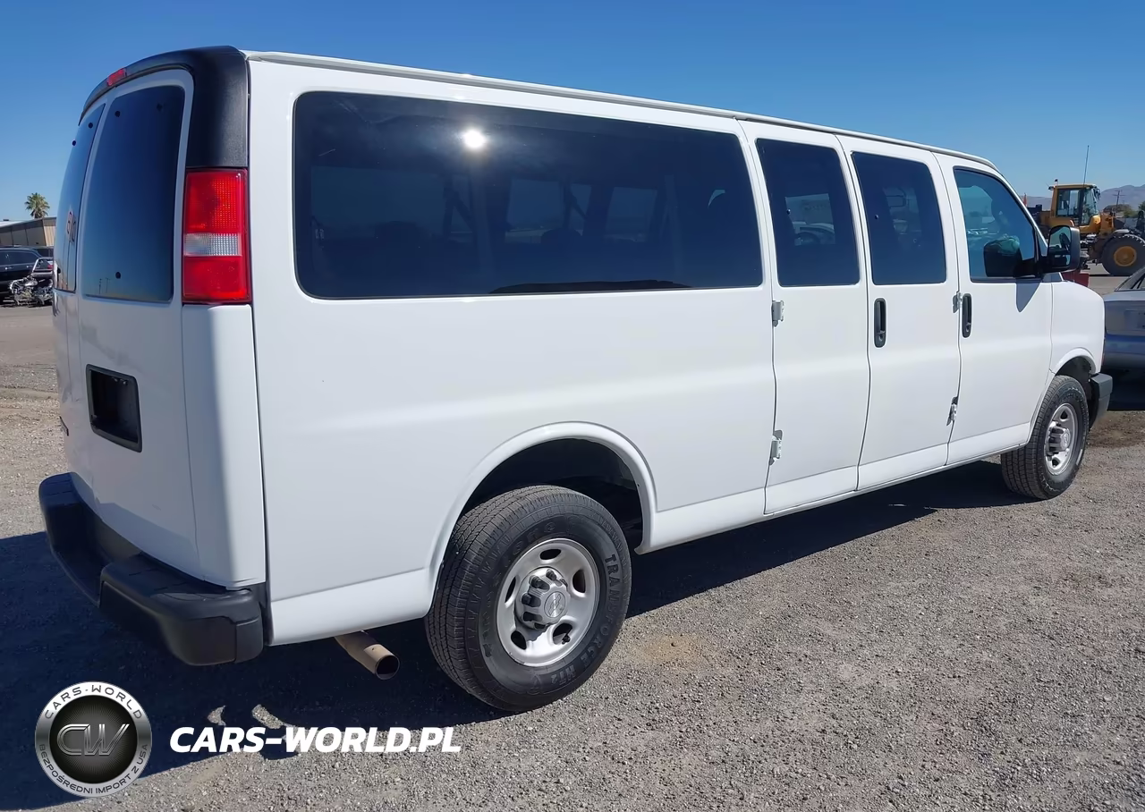 2020 Chevrolet Express Passenger Rwd 3500 Extended Wheelbase Ls VIN:1GAZGNFGXL1116138 - 4