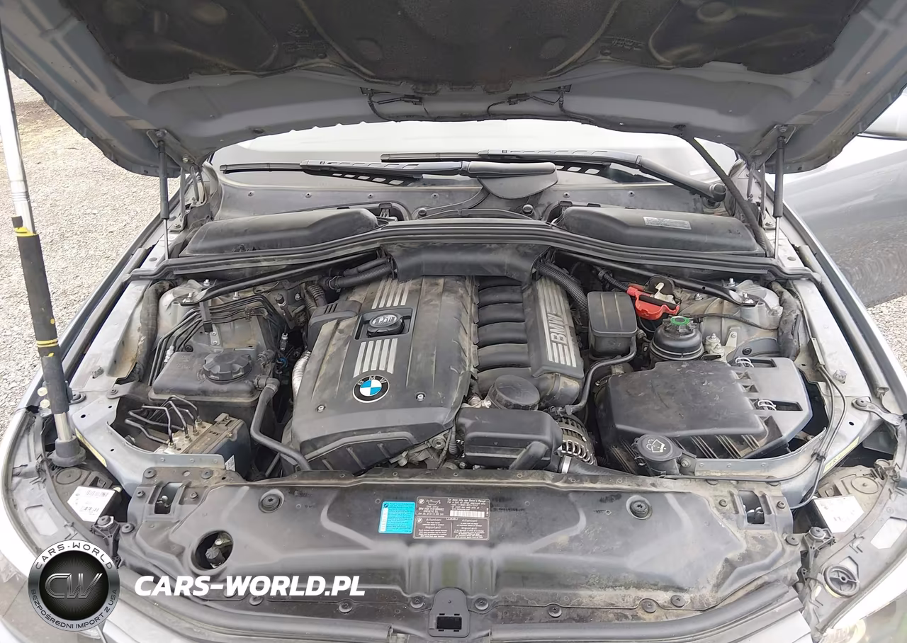2008 BMW 528I VIN:WBANU535X8CT00182 - 10