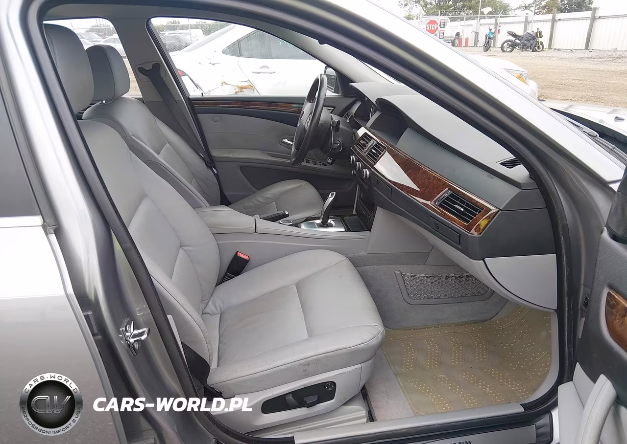2008 BMW 528I VIN:WBANU535X8CT00182 - 5