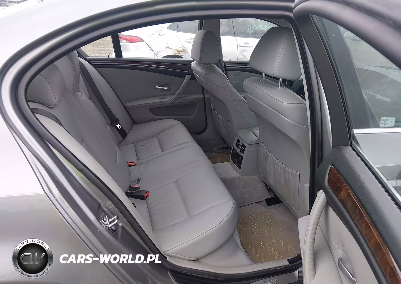 2008 BMW 528I VIN:WBANU535X8CT00182 - 8