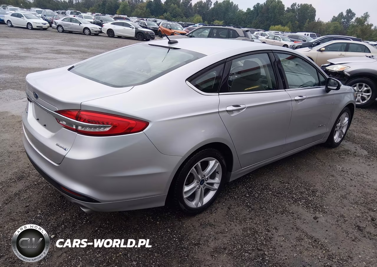 2018 Ford Fusion Hybrid S VIN:3FA6P0UU4JR243515 - 4