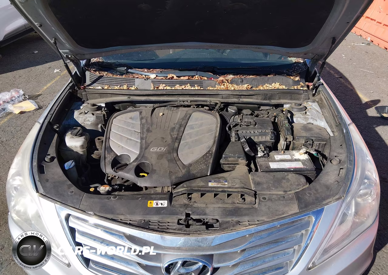 2012 Hyundai Azera VIN:KMHFH4JG8CA152074 - 10