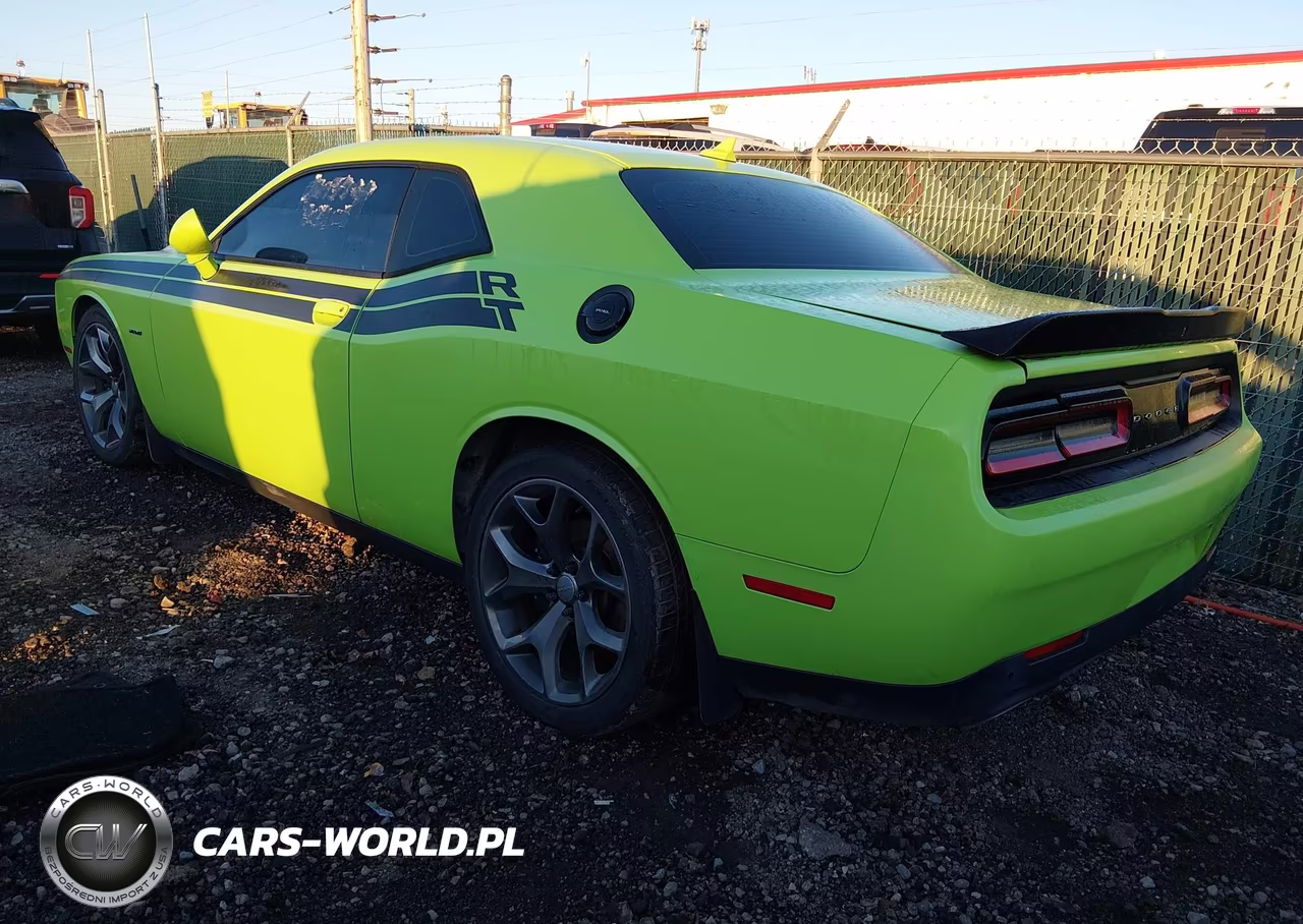 2015 Dodge Challenger R-T Plus VIN:2C3CDZBT0FH707105 - 3