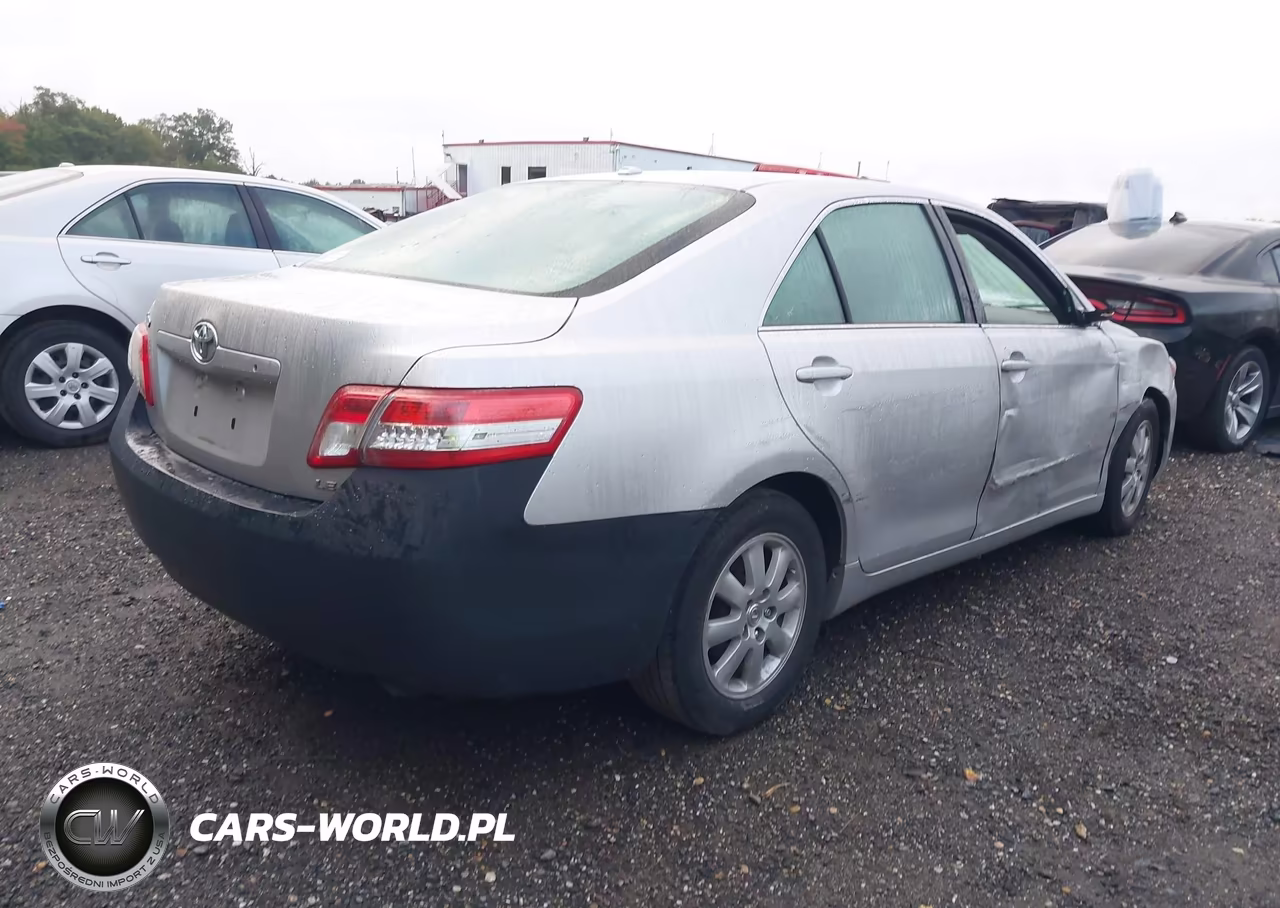 2011 Toyota Camry Le VIN:4T1BF3EK3BU175532 - 4