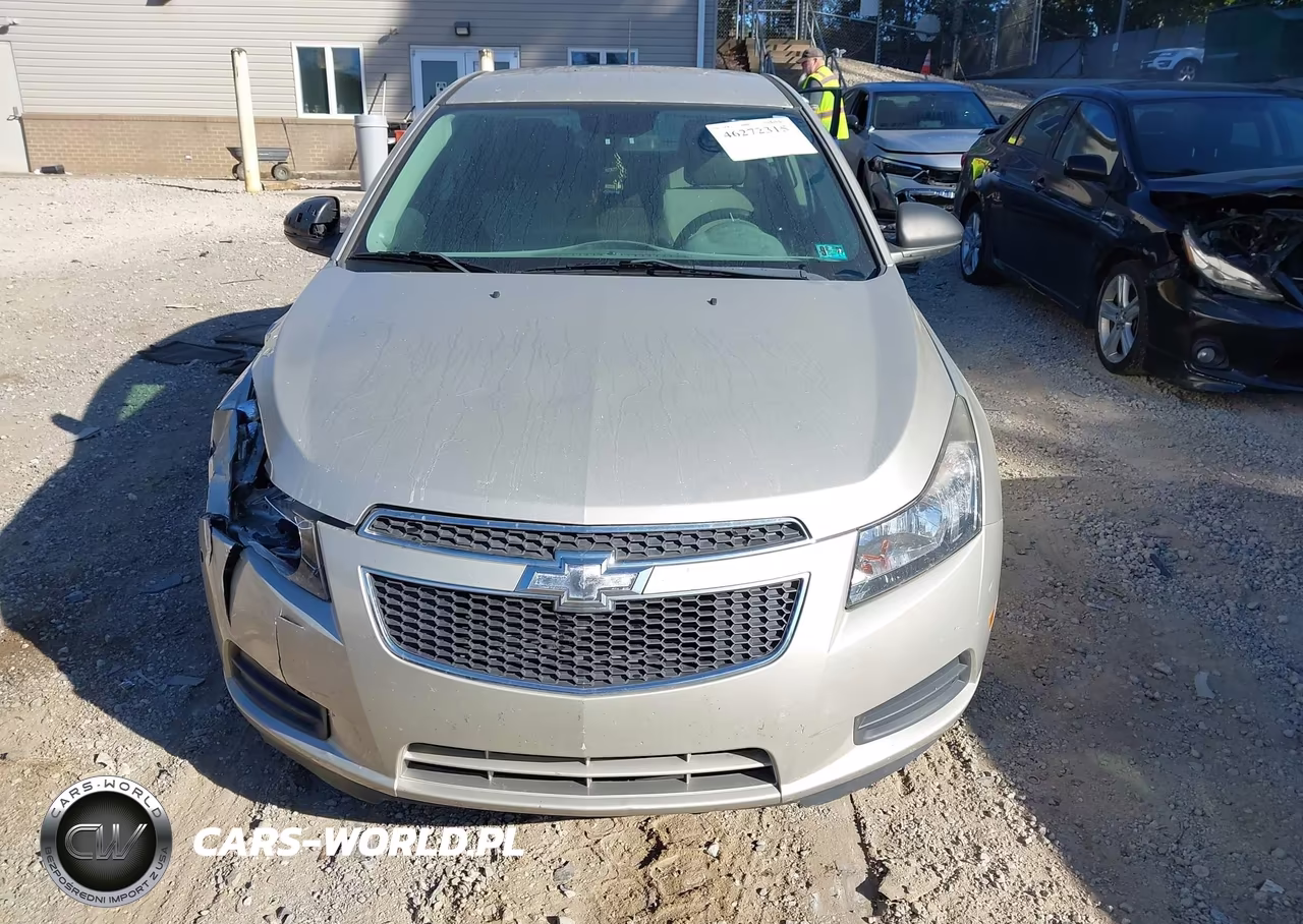 2014 Chevrolet Cruze Ls Auto VIN:1G1PA5SG3E7388576 - 12