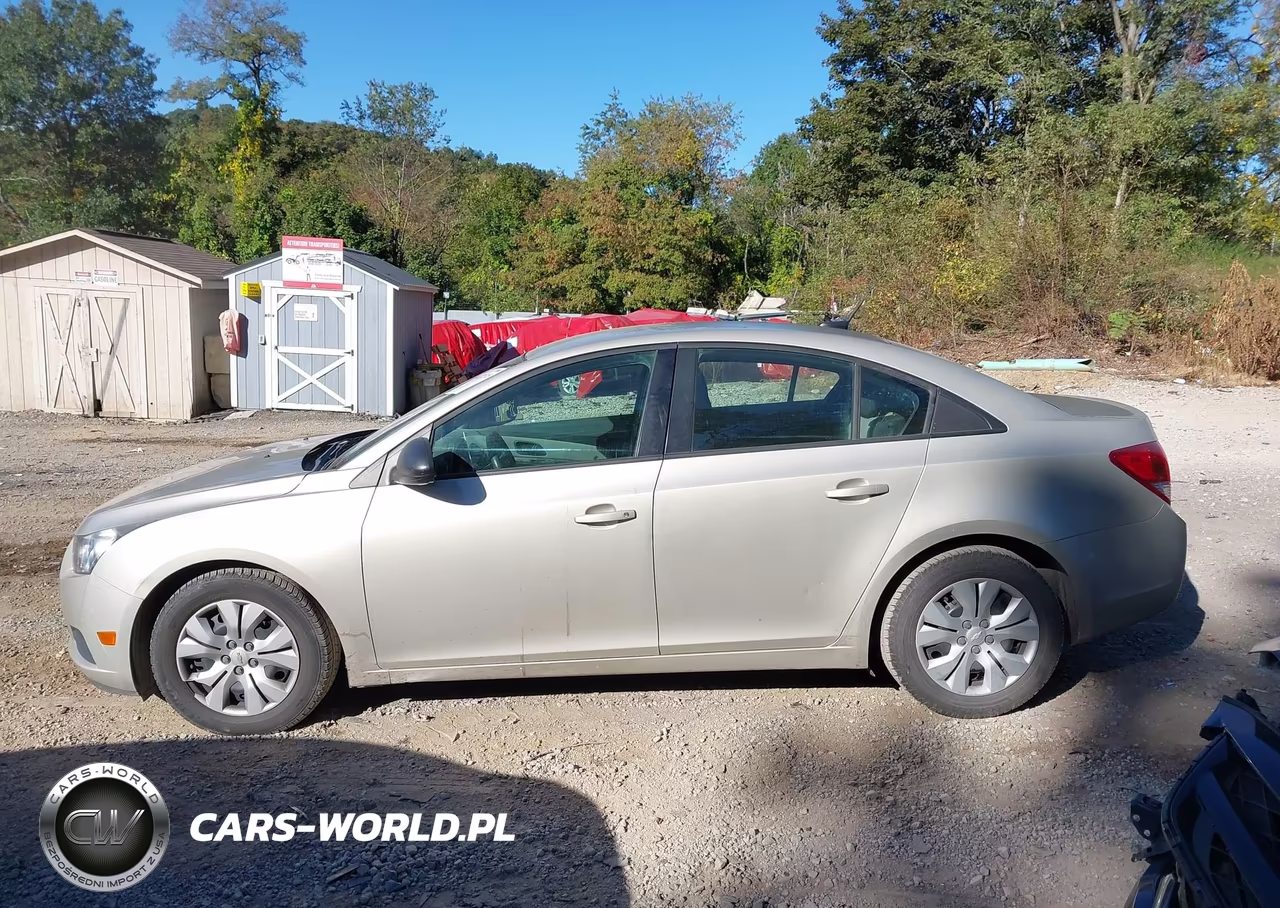 2014 Chevrolet Cruze Ls Auto VIN:1G1PA5SG3E7388576 - 14