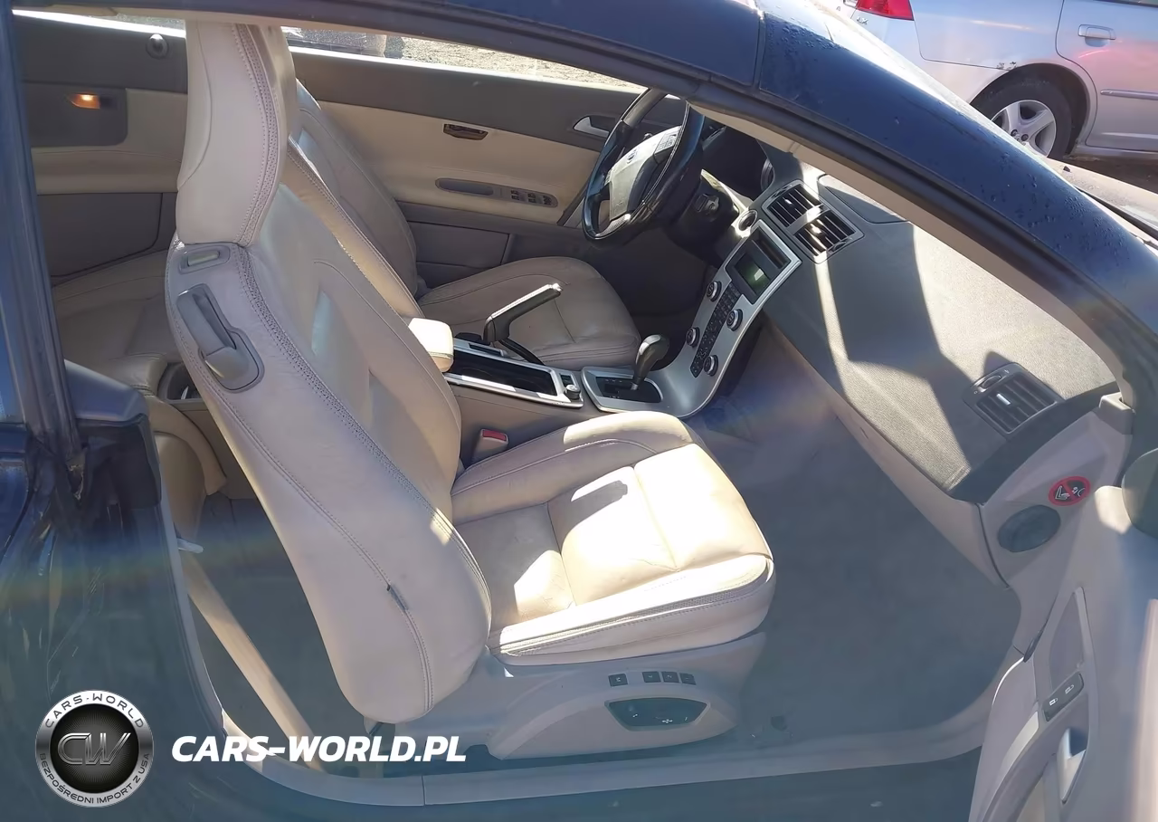 2011 Volvo C70 T5 VIN:YV1672MC8BJ110260 - 5