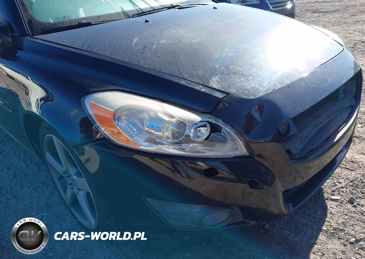 2011 Volvo C70 T5 VIN:YV1672MC8BJ110260 - 6